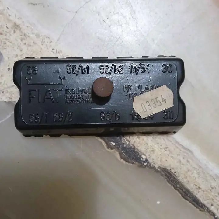 Tapa fusilera fiat 600