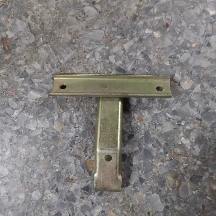 Soporte universal de bocina