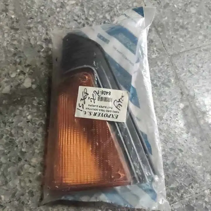 Faro giro fitam trasero derecho fiat 128 super europa