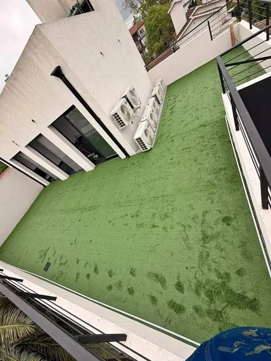 Césped sintético uso exterior