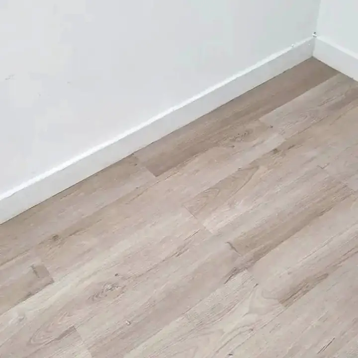 Pisos autoadhesivos para living, comedor y habitaciones