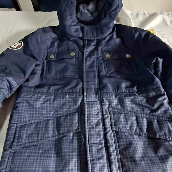 Campera tommy hilfiger original REBAJADA