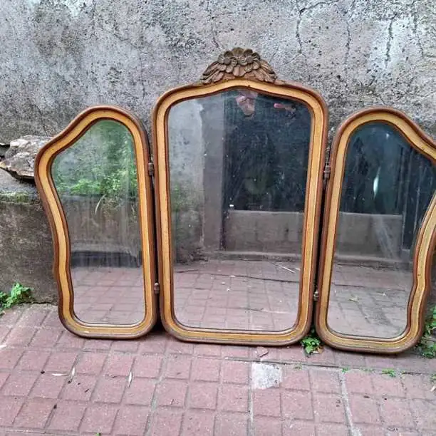 Se va huy último día venta hermoso espejo tríptico dorado 90x70 retiras huy Saavedra