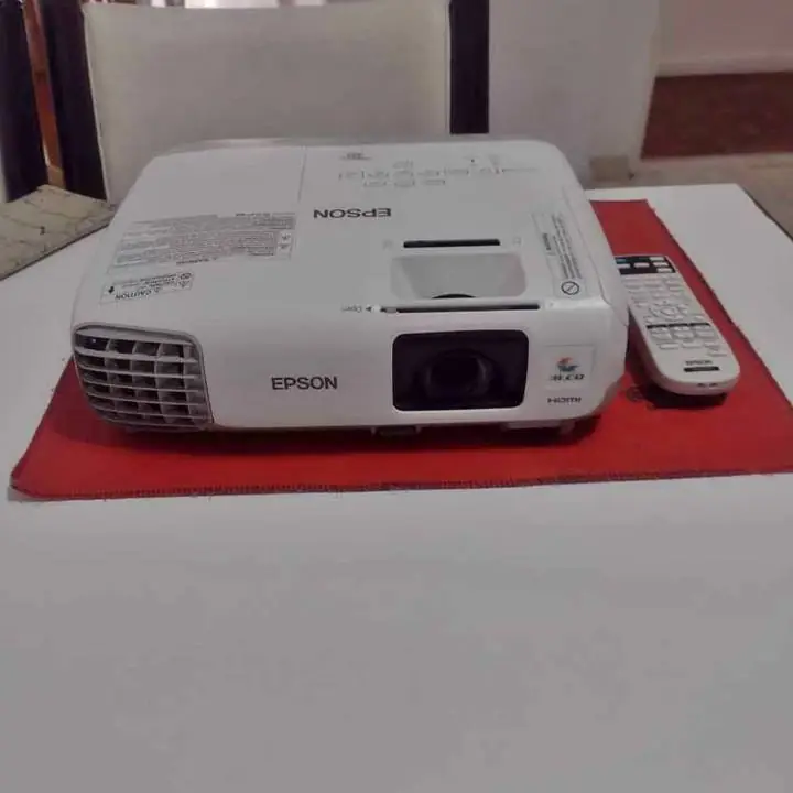 Epson proyector impecable último día ve ta en Saavedra!
