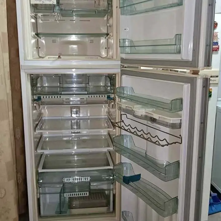 Heladera con frezzer no frost y fábrica hielo Whirlpool impecable Saavedra