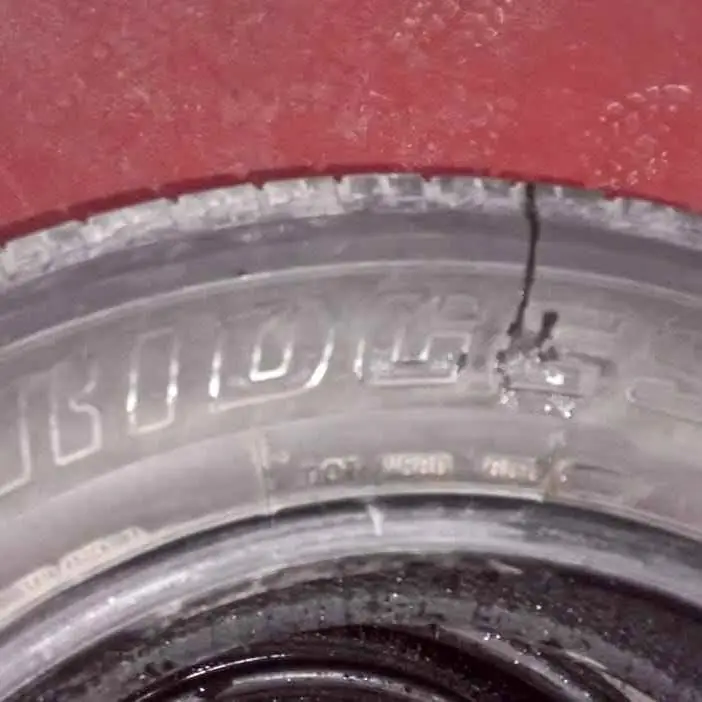 Bridgestone para Toyota Hilux al 70 por ciento vida útil! 265/60/r18/110h CABA