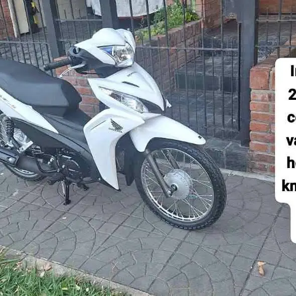 Impecable honda wave 2025 2700 km lista trasferir ver foto pedir video Martínez info WhatsApp publ