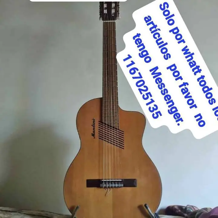 Se va hoy en caballito impecables guitarra criolla antigua casa Núñez casi sin uso