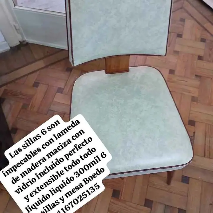 Se venden hermosa mesa extensible de peteribyCo. Vidrio impecable y seis sillas excelentes boedo