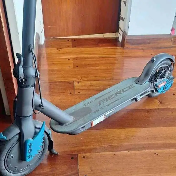 Se va huy hermoso monopatín fuerce con cambios adaptados moto pedir video explicativo