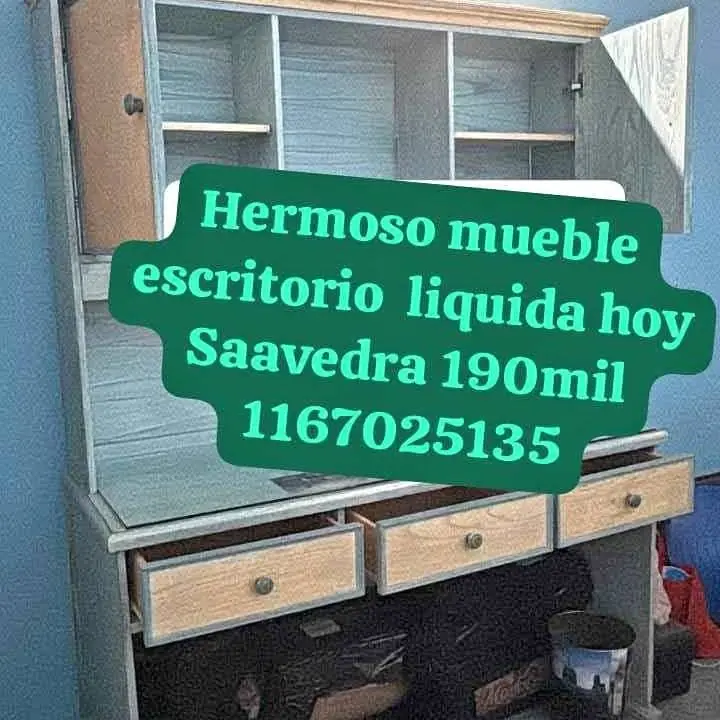 Hermoso mueble escritorio tres cajones liquido Saavedra