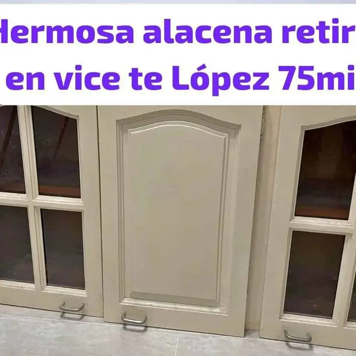 Se va. Huy hermosa alacena con ganchos para colgar se retira. Vice te López lunes 17