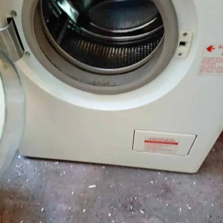 Líquido hoy en Boedo lacsrropas westintihouse funcionando perfecto !