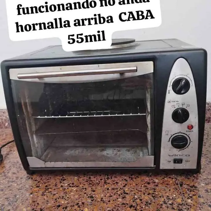 Se ve de horno eléctrico funcionando ( no anda hornalla ) se retira en CABA