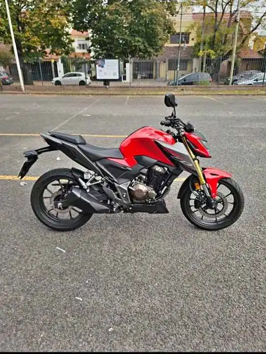 Honda Cb 300 / Rerirá con Dni