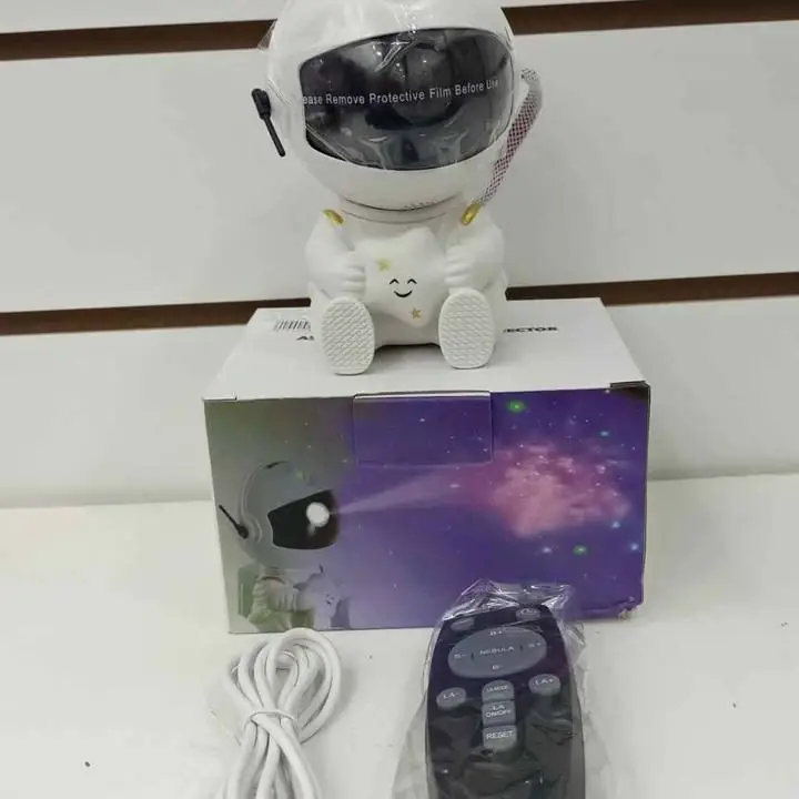 Proyecto astronauta sentado