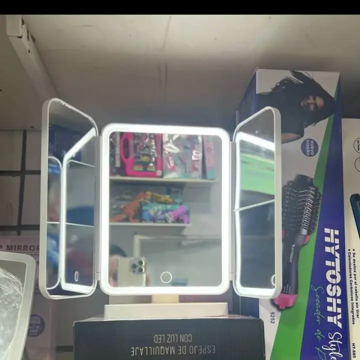 Espejo de maquillaje luz led recargable