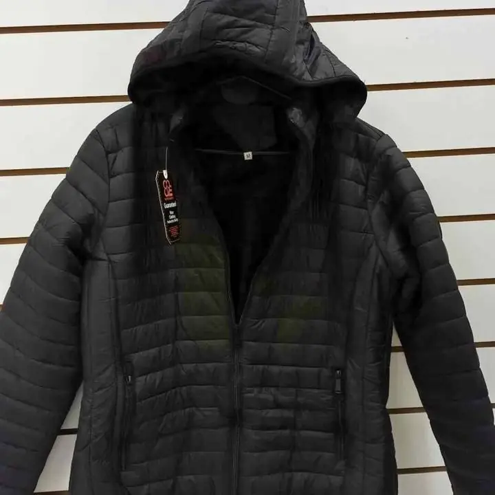 Campera negra talle M con peluche por dentro
