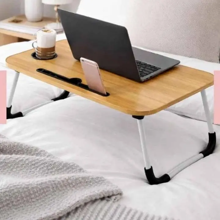 Mesa para desayunar en la cama