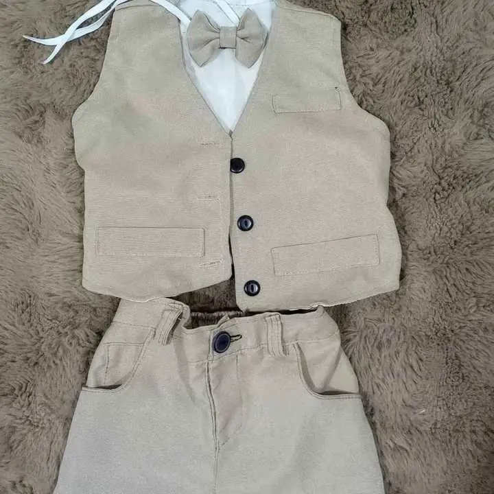 Conjunto 4 piezas talle 4 para año y medio a dos años