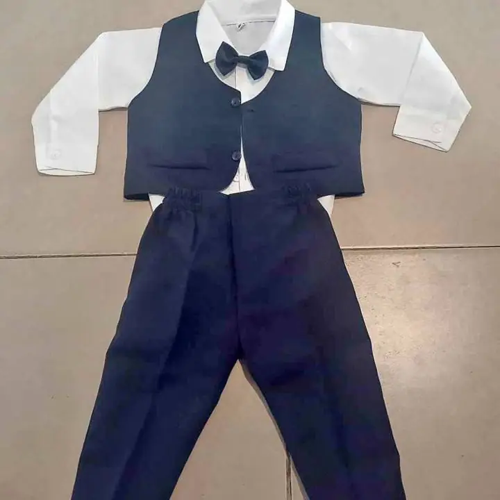 Traje de niño talle 2 azul marino