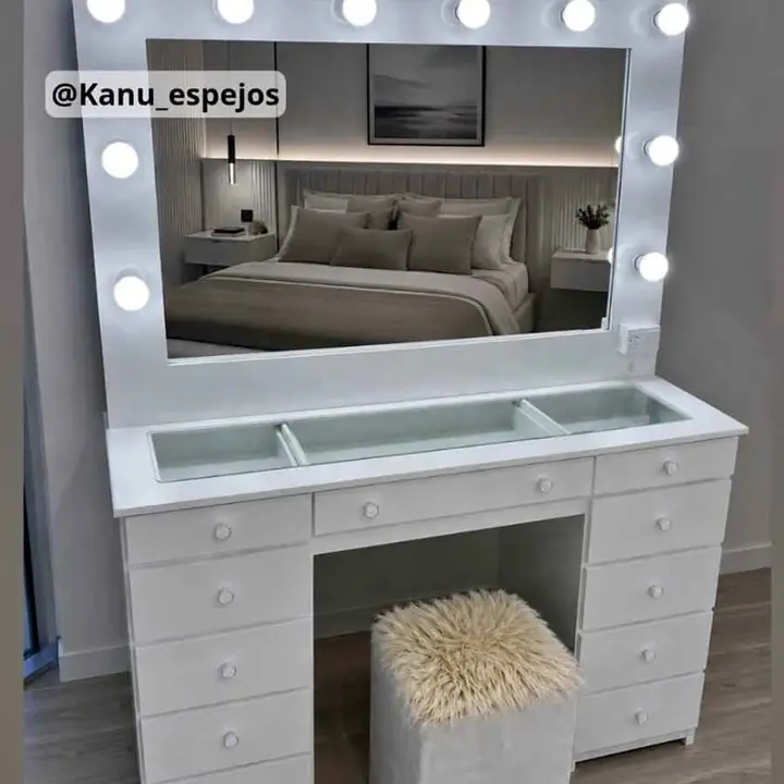 Maquillador XXL con puff de regalo!