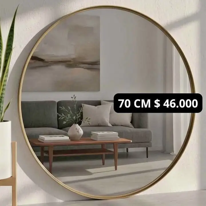 Espejo 70 cm PVC dorado!