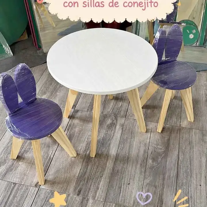 Mesa + sillitas infantiles!
