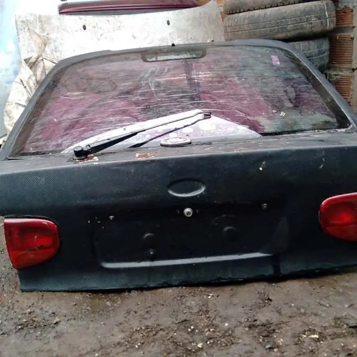 Porton con Luneta Ford Escort G2 $$$170000! un regalo!