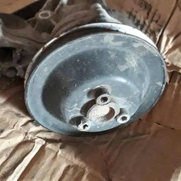 Polea Bmb4 de agua Ford orion/Escort o Pointer motor audi $$$50000!