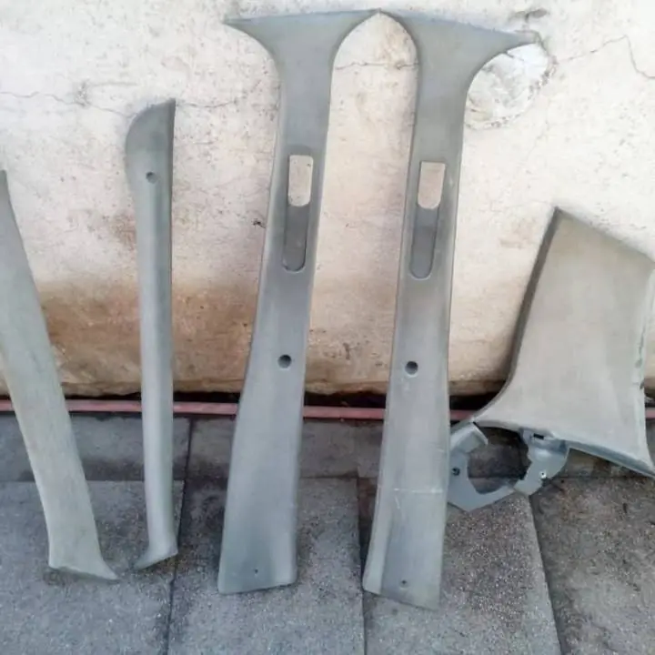 Molduras Parantes interior Ford Orion $$$30000! x unidad!