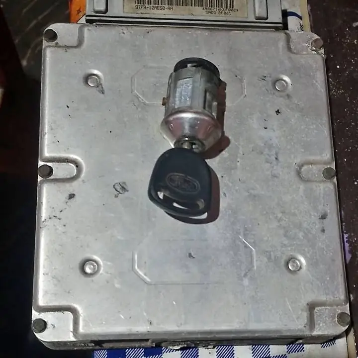 Ecu computadora Zetec COMPLETA Fort Escort G2 $$$300.000!