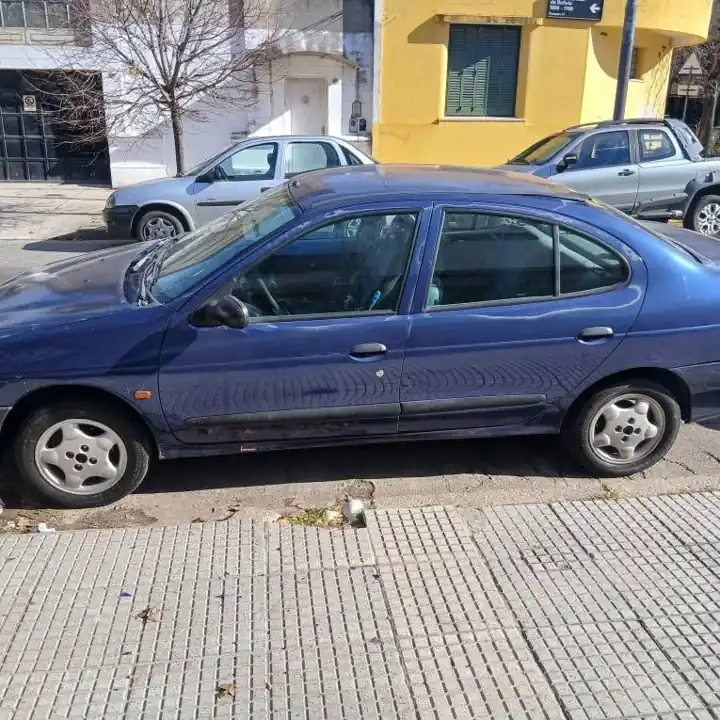 Renault megane año 1998 turbo diesel full full liquido ya $2.300.000 total
