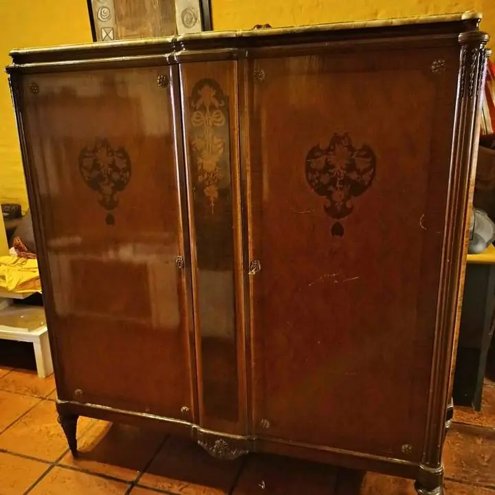 Vajillero antiguo estilo Luis XVI