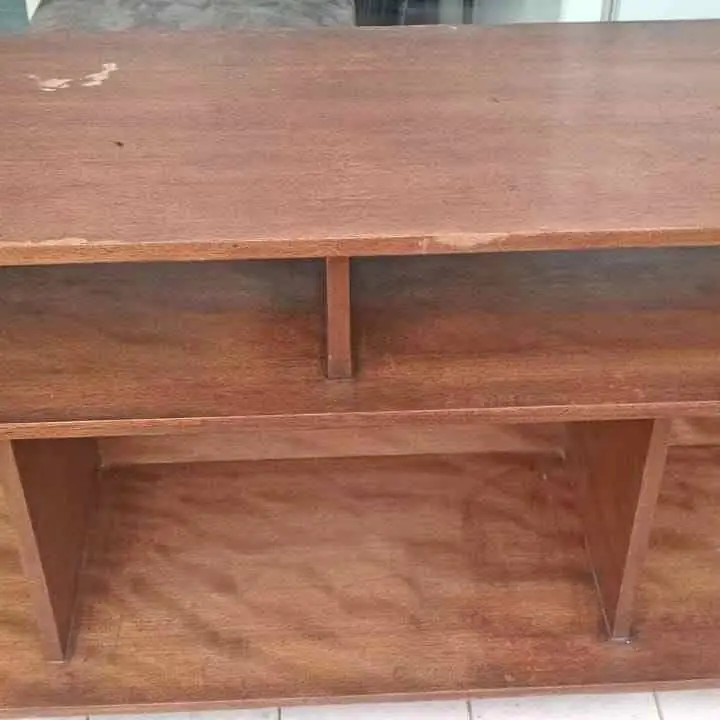Rack para tv con rueditas