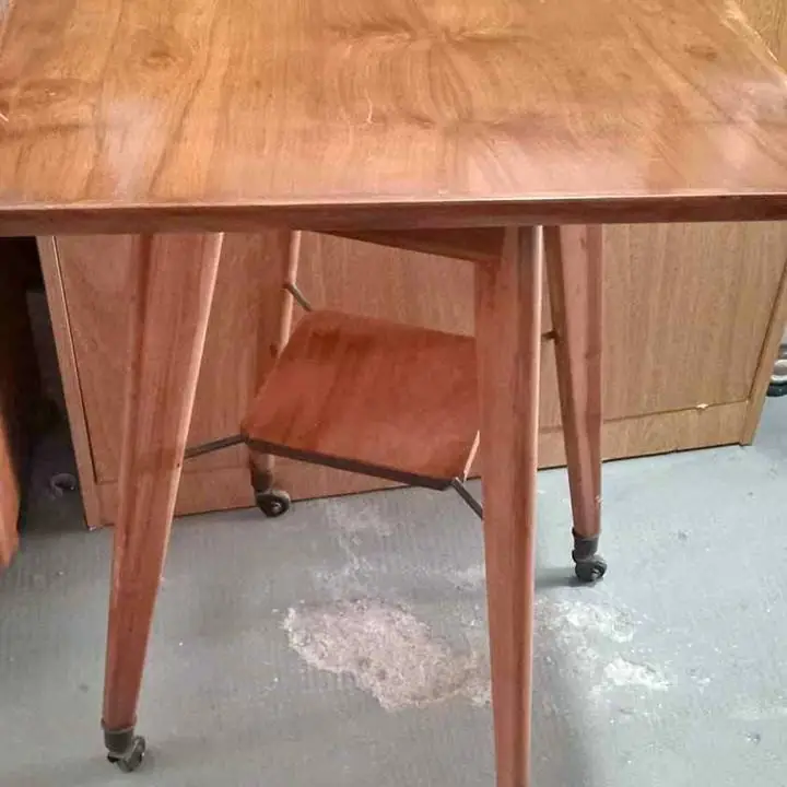 Mesa para tv con base giratoria