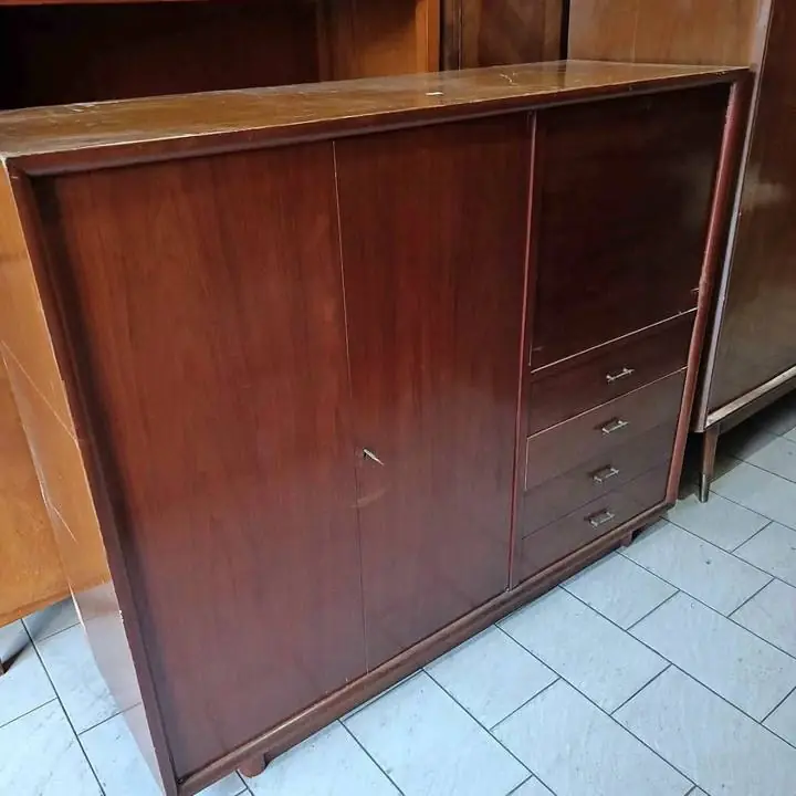 Mueble Vajillero estilo americano