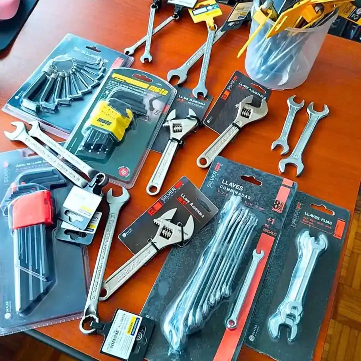 Llaves Fijas Combinadas Alem y Ajustable Llaves