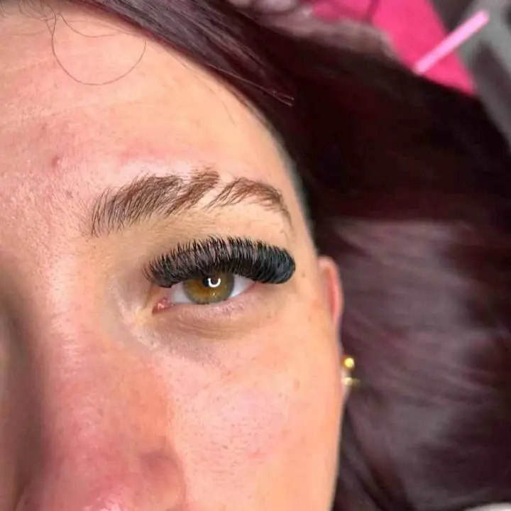 Pestañas pelo x pelo