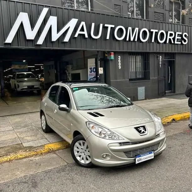 2012 Peugeot 207 hdi xt 5p