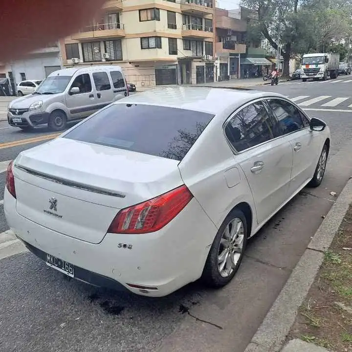 Peugeot 508 feline