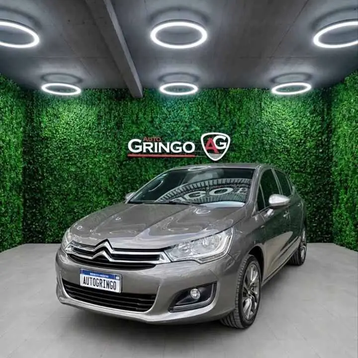 Citroën c4 lounge Hdi año 2017