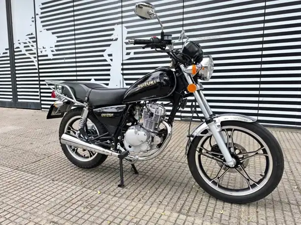 Suzuki - gn 125