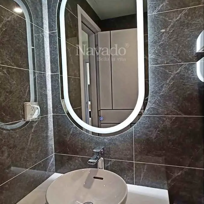 Espejo pildora esmerilado estilo moderno, facil de colgar