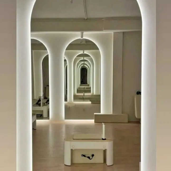 Espejo Cuerpo Entero Arco LED Premium con Luz Fría y Cálida | Entrega Inmediata