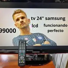 TV 24" Samsung LCD con control