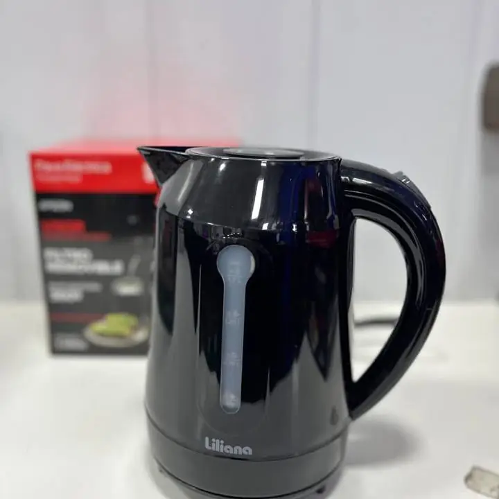 Pava eléctrica marca Liliana super oferta