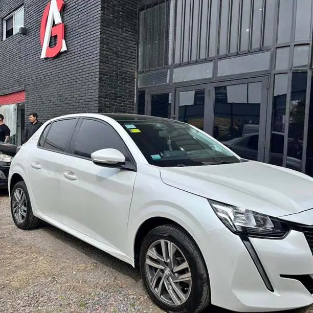 Peugeot 208 allure triptonic 1.6 modelo 2021