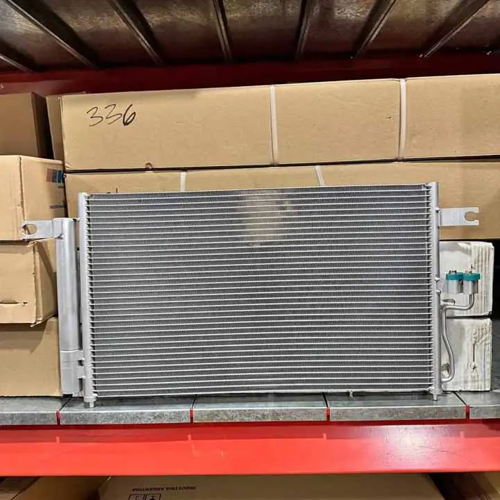 Condensador A/C Stock