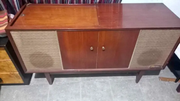 Vendo mueble combinado de madera vintage escandinavo para reciclar